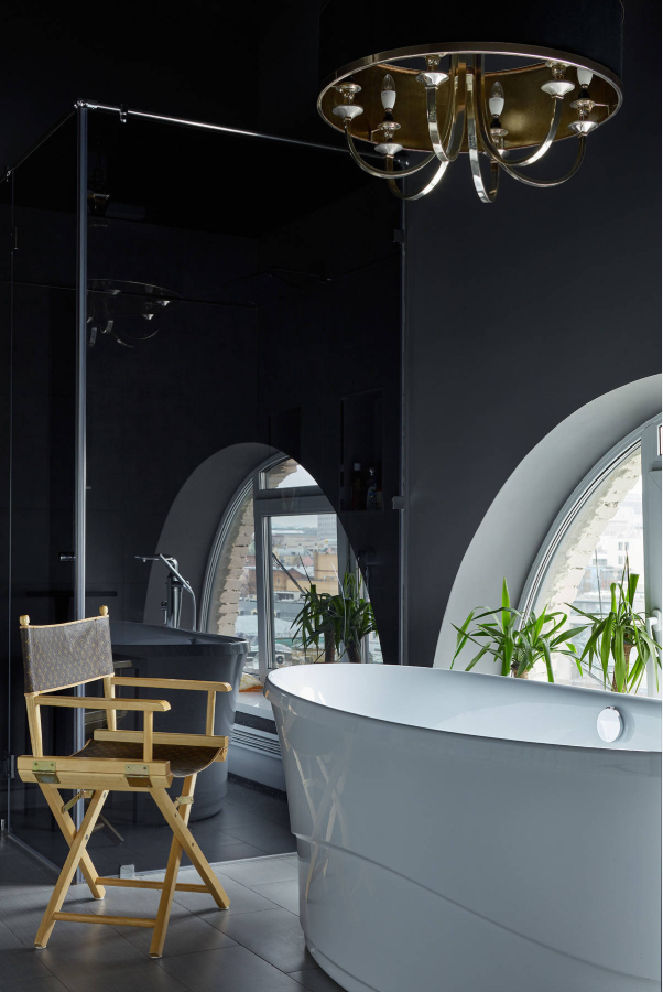 Дизайн ванной комнаты с окном: 60 современных решений + советы
