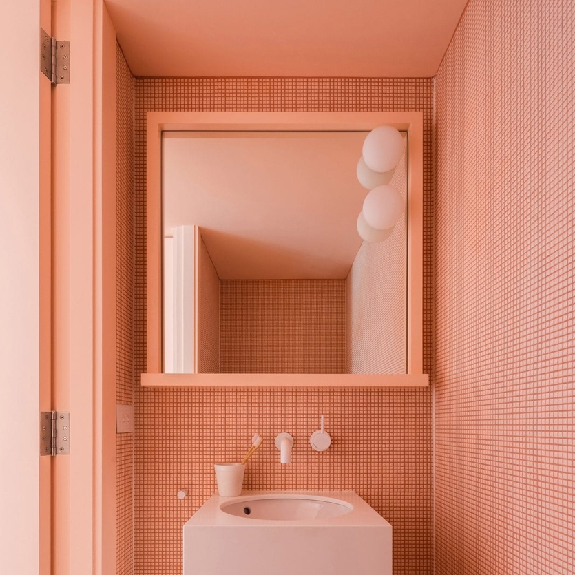 Think Pink: эволюция розового цвета в дизайне современных интерьеров