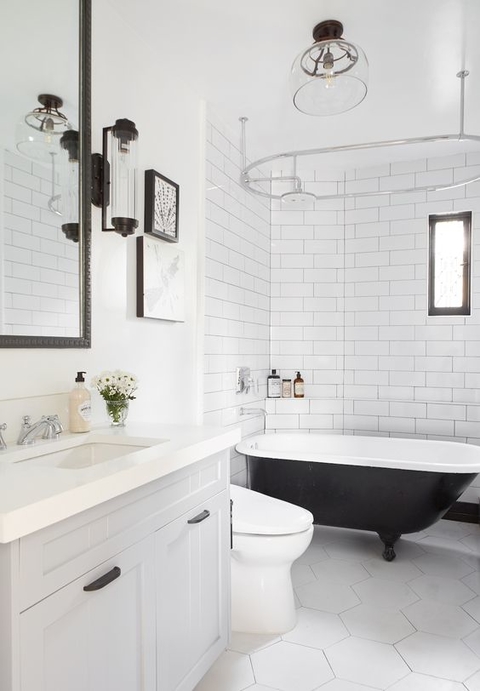 Белая ванная комната: 7 советов как создать идеальный интерьер