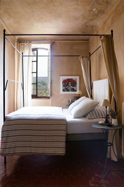 Спальня в стиле прованс: фото интерьеров, советы по оформлению