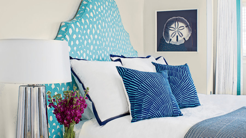Бирюзовый цвет в интерьере спальни: лучшие сочетания и фото