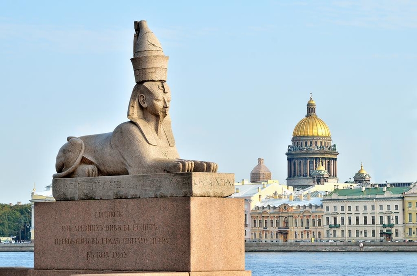 6 мест, с которыми связаны самые известные легенды Петербурга