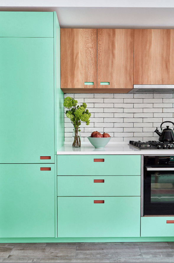 ​70+ фото мятной кухни в интерьере:  готовые решения, советы по оформлению