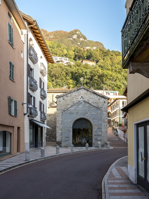 Две современные квартиры в Италии в здании бывшего монастыря 12 века