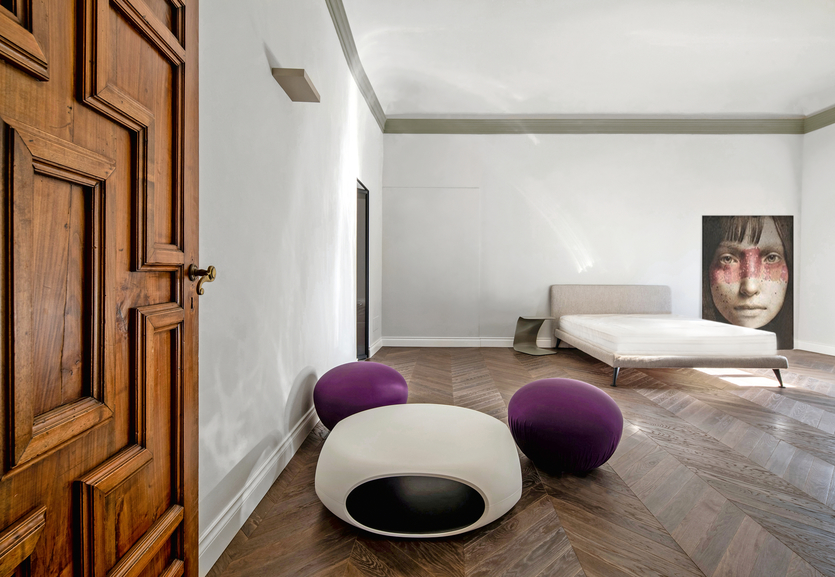 Исторический особняк в Италии с современной мебелью
