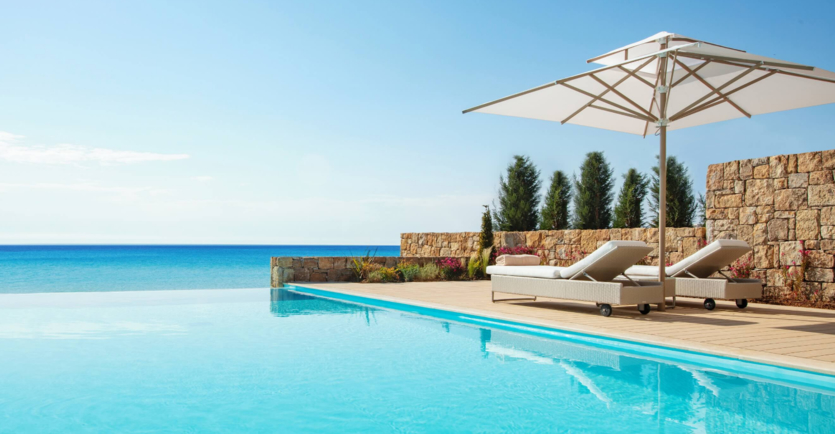 Бархатный сезон: 5 лучших отелей Греции