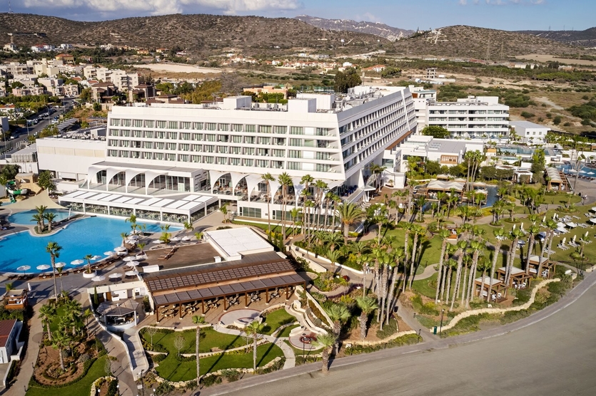 Успеть на море: 5 красивых отелей Кипра