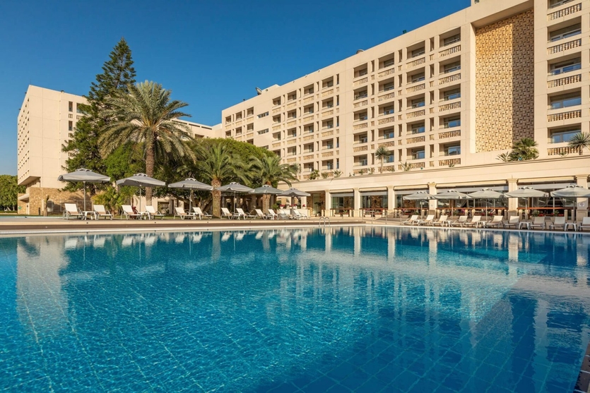 Успеть на море: 5 красивых отелей Кипра
