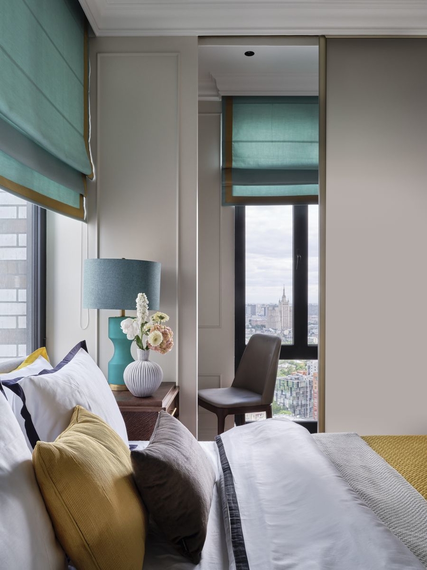 Современная и стильная квартира на 30-м этаже столичной высотки