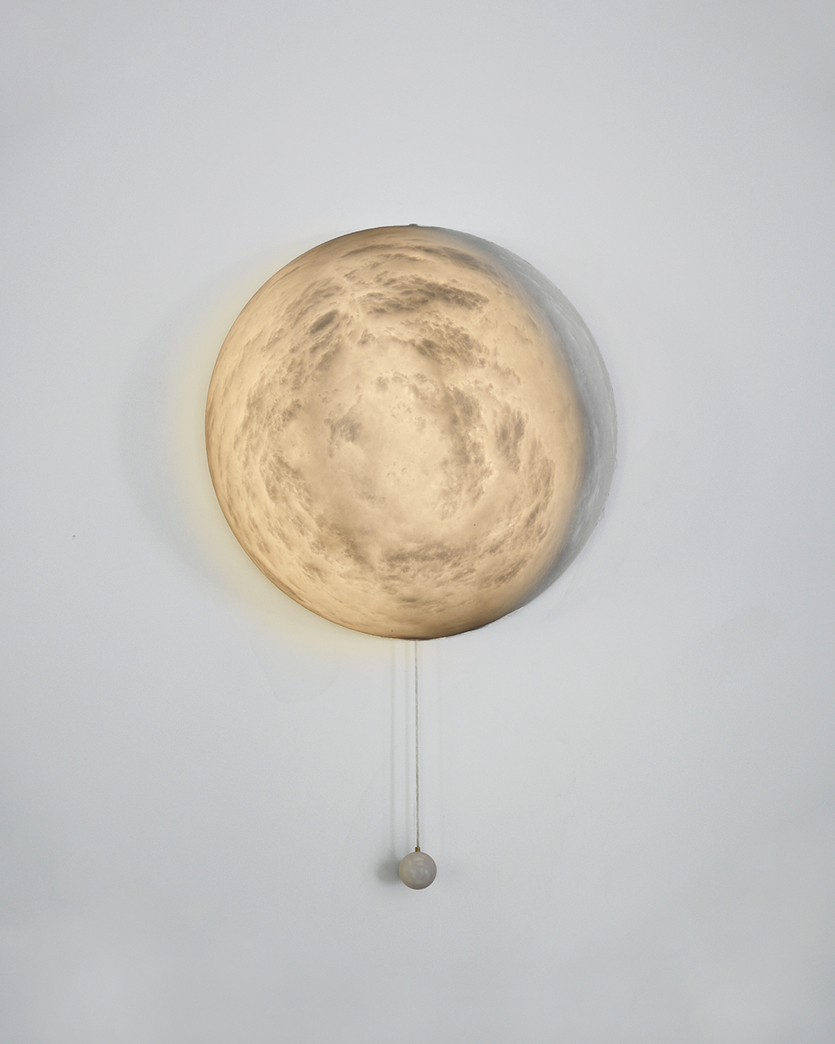 Луна над Парижем: светильник Франка Генсера