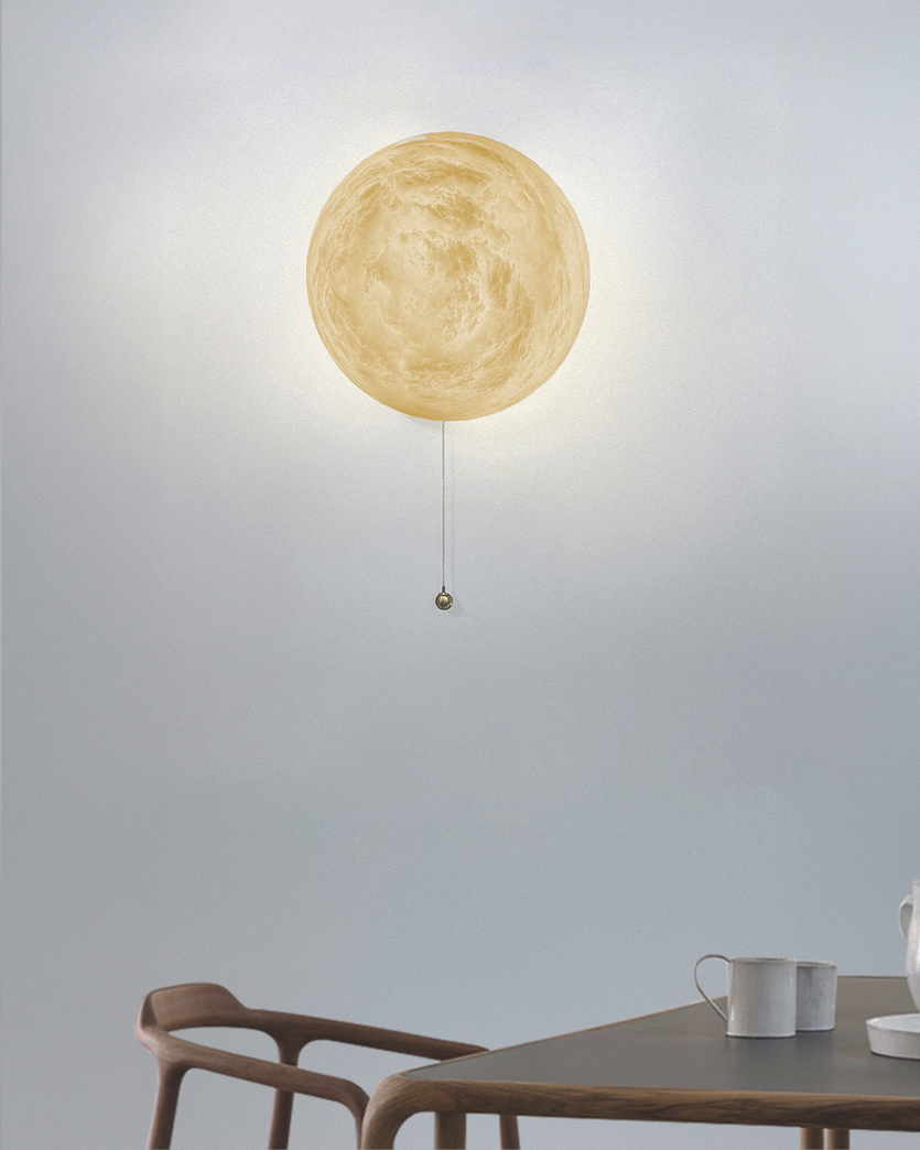 Луна над Парижем: светильник Франка Генсера