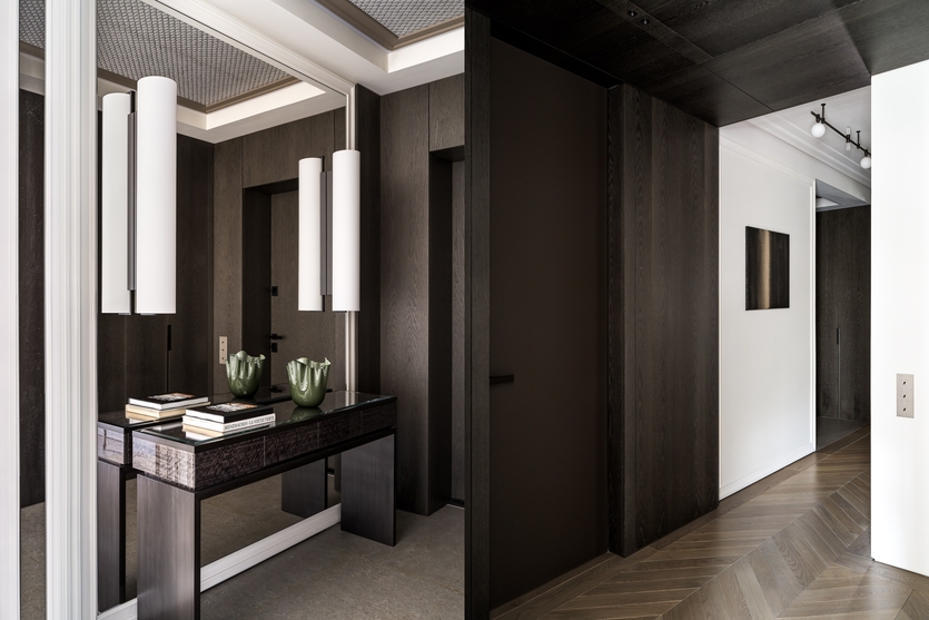 Интерьер в стиле московской неоклассики для большой семьи