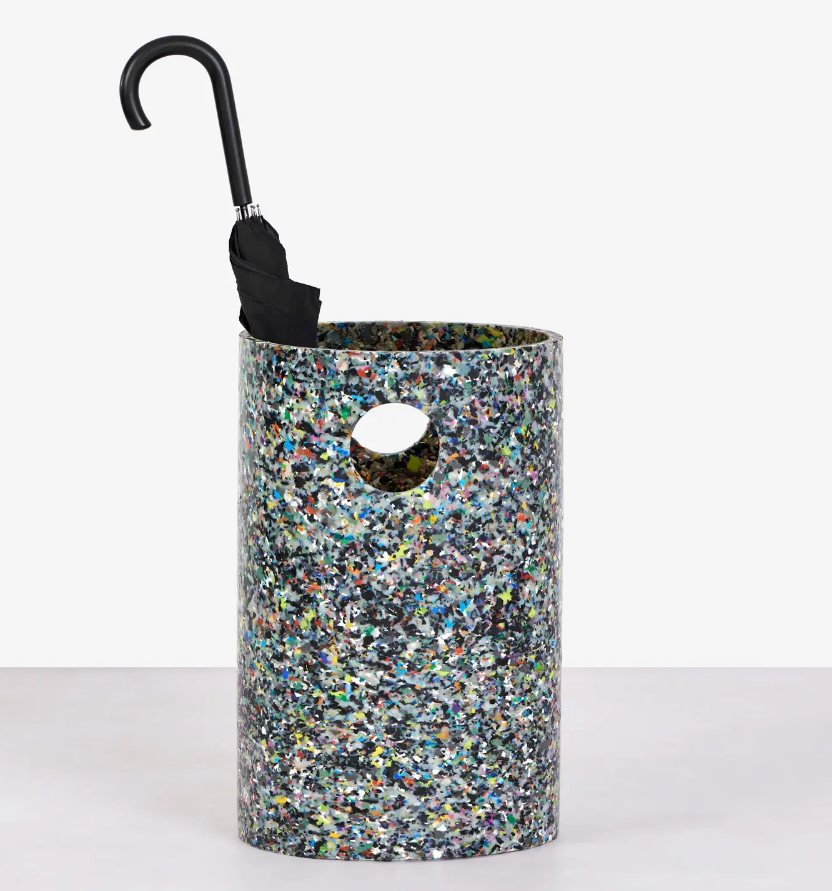 Дождливый сезон: 7 дизайнерских подставок для зонтов