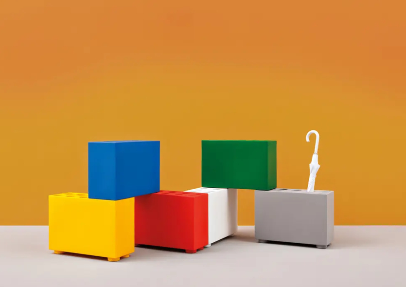 Дождливый сезон: 7 дизайнерских подставок для зонтов