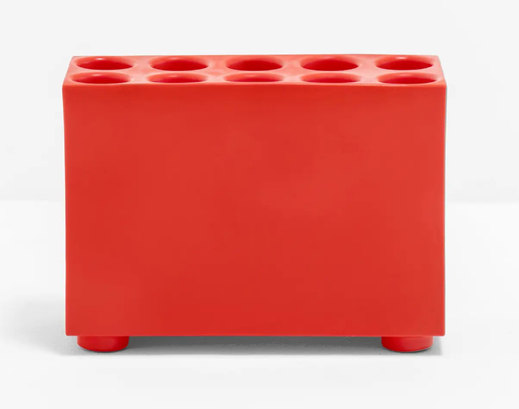 Дождливый сезон: 7 дизайнерских подставок для зонтов