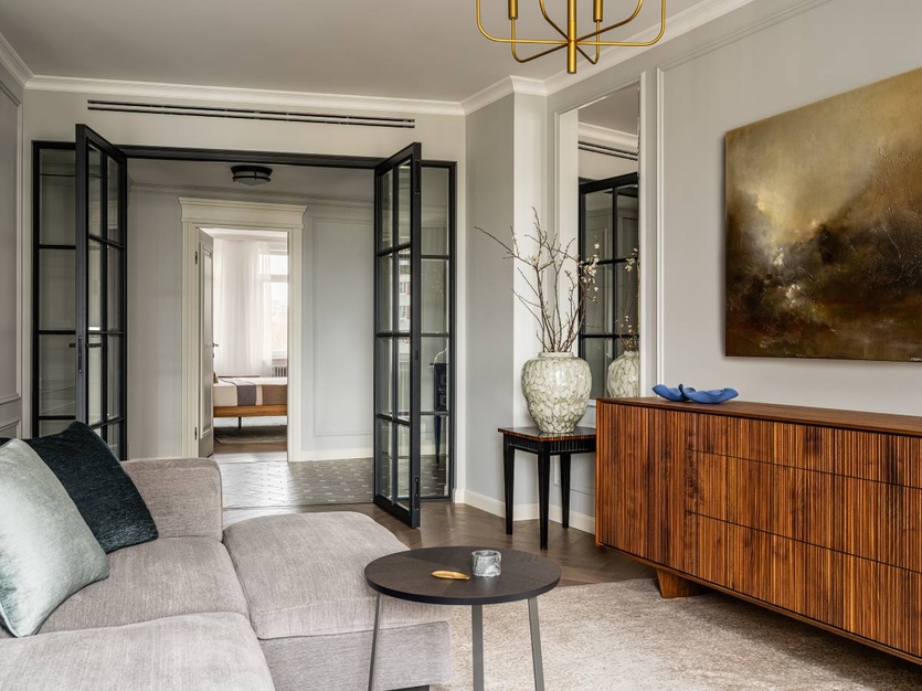 Какие гостиные хотят заказчики? 5 мнений дизайнеров