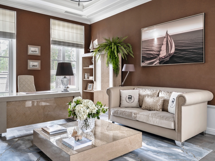 Тихая роскошь: преображение семейного особняка в окружении хвойного леса