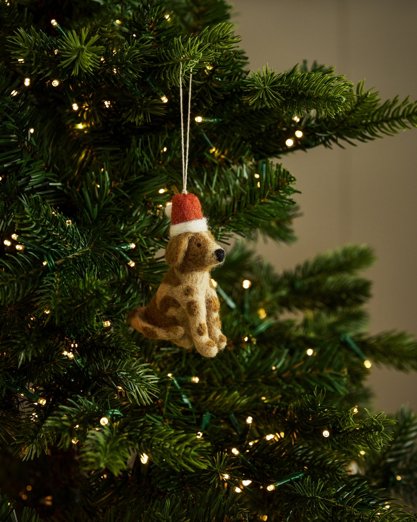 Украшаем дом к Новому году: 7 стильных вещей с настроением