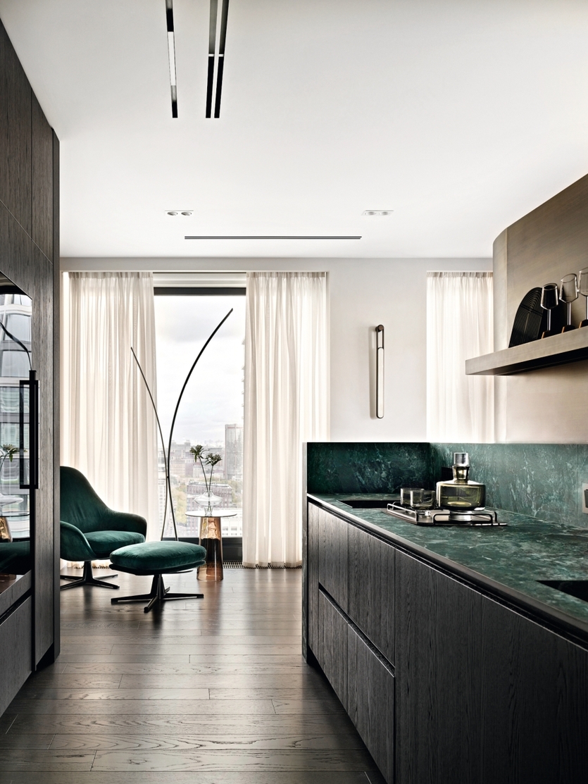 Респектабельный городской интерьер в темных тонах