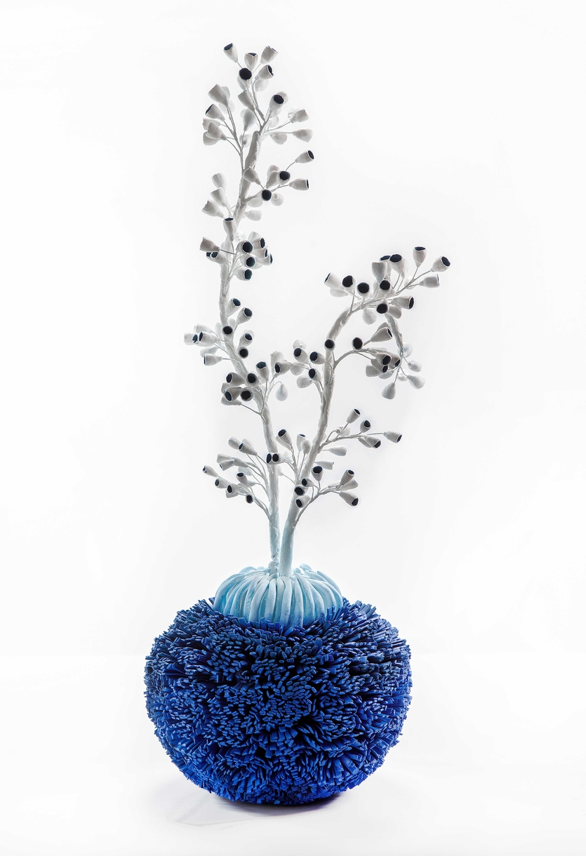 Для неё: дизайнерские подарки к 8 Марта