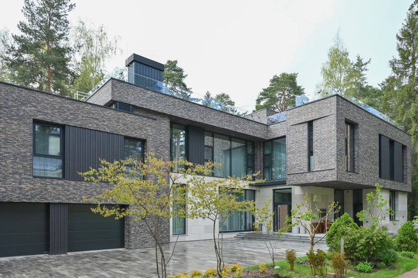 Дом, живущий в ритме леса