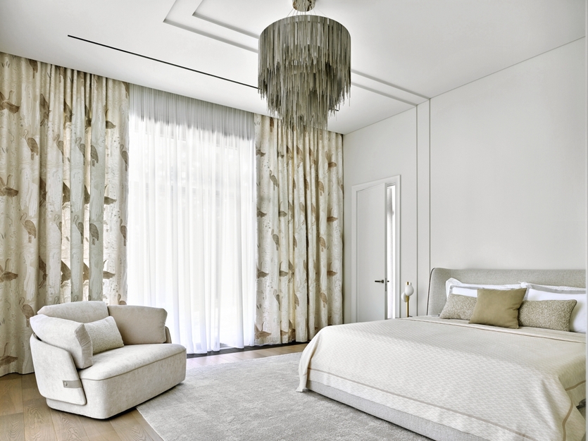 Интерьер с обложки: деревянный дом с необычной обстановкой