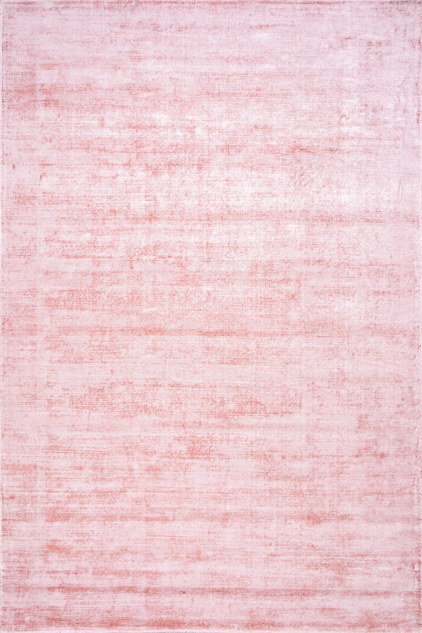 Тренд колористики-2026: 7 вещей для интерьера в модном розовом цвете