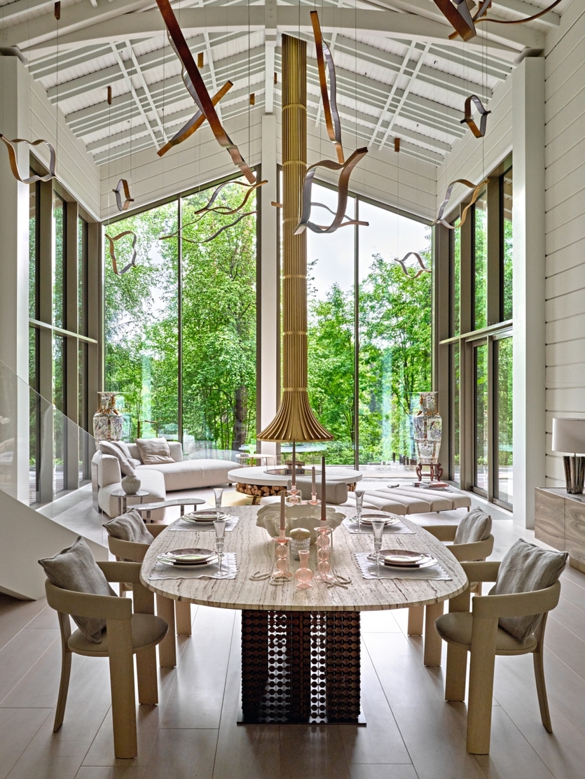 Светлый дом в гармонии с природой