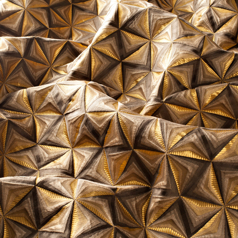 Новая геометрия: 20 обоев и тканей с крупными принтами